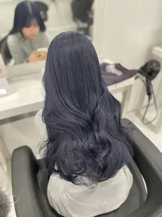 ミディアム 🤍ハイトーン寒色 🤍MADOKAのヘアスタイル