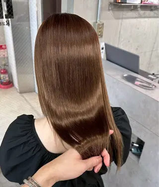 ロング フジマ ハルナのヘアスタイル