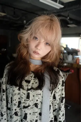 ロング 齋 花音のヘアスタイル