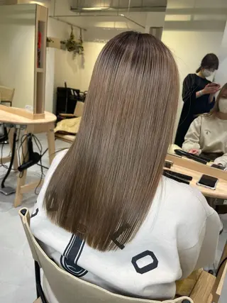 カラー 山本 舜也のヘアスタイル