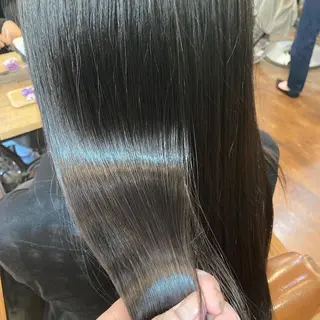 ミディアム カラー パーマ ヘアアレンジ ヘアケア特化型サロン newi 梅田のヘアスタイル