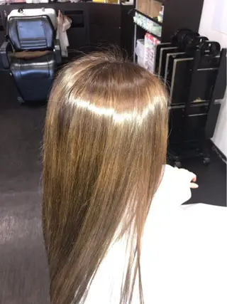 セミロング カラー 美容室 リーフのヘアスタイル