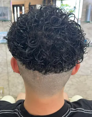 ショート パーマ メンズ 熊谷 拓海のヘアスタイル