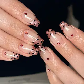 ネイル nail atelier be'所属・be' Yuhiのネイルデザイン