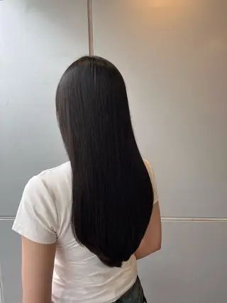 ロング 縮毛矯正／艶カラー アオキタイキのヘアスタイル