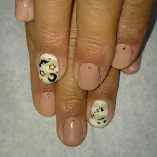 ネイル 與儀 知佳のネイルデザイン