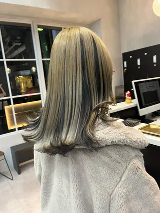 セミロング カラー 🎀♥️推しカラー tomoka💜🍭のヘアスタイル
