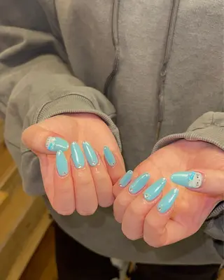 ネイル Nes.Nail所属・Miyagi Asamiのネイルデザイン