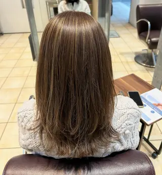 ロング 村松 麻菜のヘアスタイル