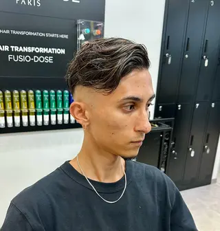 ミディアム カラー パーマ メンズ 平内 賢人のヘアスタイル