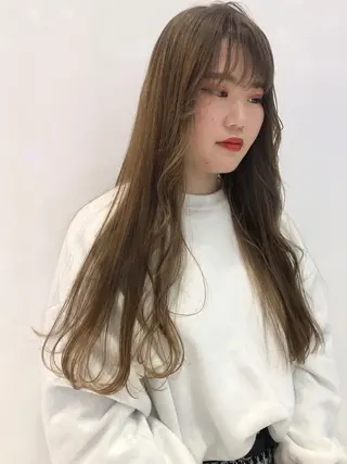 ロング カラー 相川 愛実のヘアスタイル