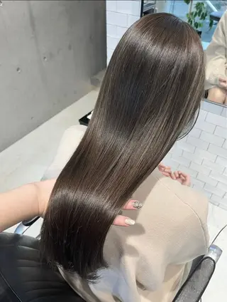 ロング カラー パーマ ヘアアレンジ 透明感/オリーブ/ グレージュ/YUKAのヘアスタイル