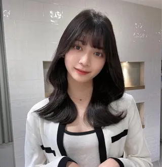 ミディアム ヘアアレンジ🎀 yuuka 🤍のヘアスタイル