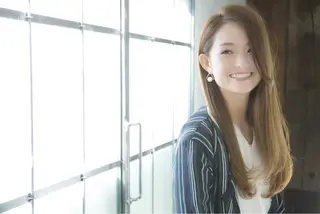 セミロング 代表 吉澤弘哲のヘアスタイル