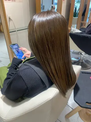 セミロング カラー 福田千尋/インナー カラー/縮毛矯正のヘアスタイル