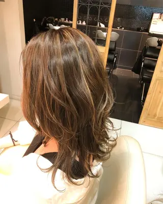 ミディアム カラー 坂元 智信のヘアスタイル