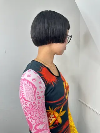 ショート カラー 縮毛矯正×ボブ職人 【圧倒的朝楽ボブ】のヘアスタイル