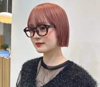 ショート 韓国風レイヤーカラー ライムのヘアスタイル