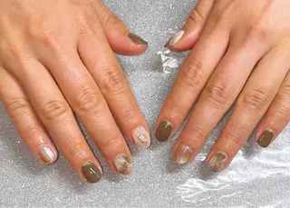 ネイル VIERU 🌈🎀💖のネイルデザイン