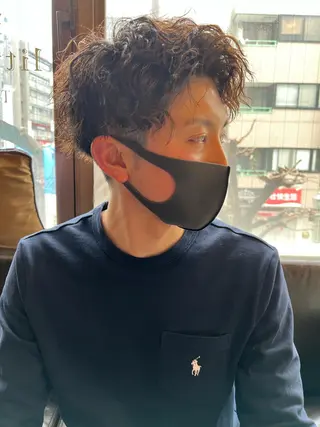 パーマ メンズ 透明感・艶感 小坂隼斗のヘアスタイル