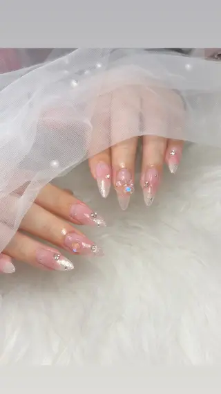 ネイル haku 🤍のネイルデザイン