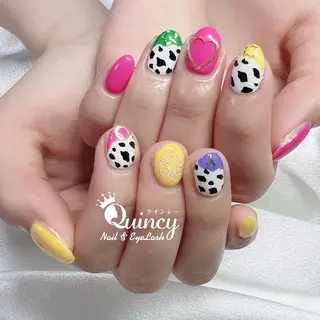 ネイル Quincy ネイル&アイラッシュのマツエク・マツパデザイン