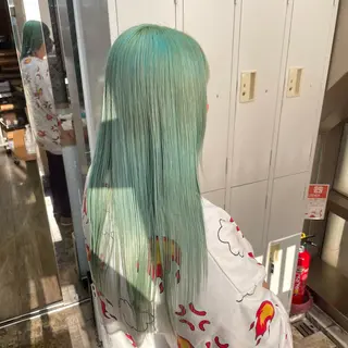 ロング カラー ゆう🫧 透明感/ハイトーンのヘアスタイル