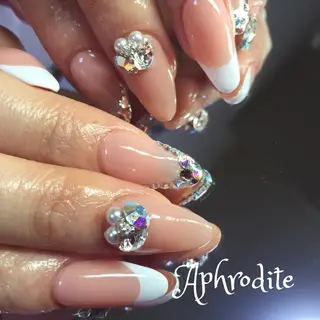 ネイル Aphrodite パラジェル認定サロンのネイルデザイン