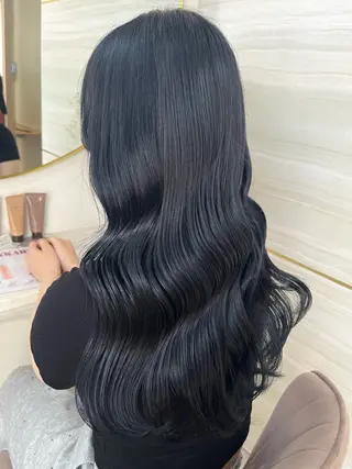 ロング カラー 🤍あみ🤍暗髪オリ ーブ特化🌿髪質改善のヘアスタイル