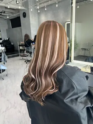 SALOWIN栄 高須大貴のヘアスタイル