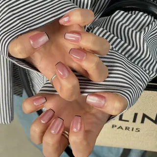 ネイル mowa 🌿‬ kanaのネイルデザイン