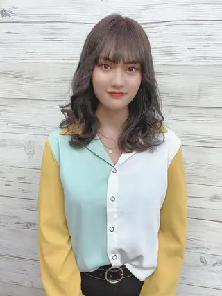 ロング カラー ヘアアレンジ LAVENDIA 初音のヘアスタイル