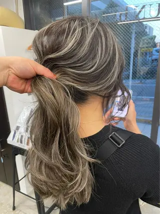 カラー ヘアアレンジ ヘアローラン所属・💕 manaka🌺のヘアスタイル