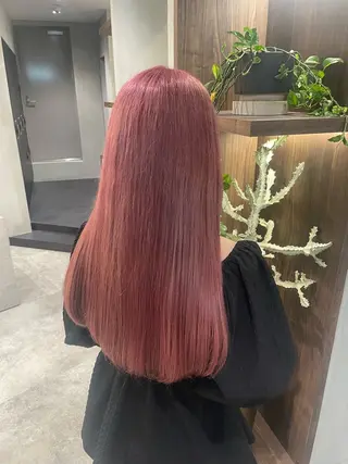 ロング カラー ハイトーン/透明感 yuinaのヘアスタイル