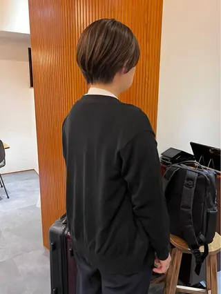 ショート カラー 安達 俊亮のヘアスタイル