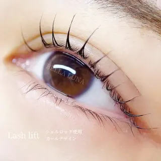 マツエク・マツパ 〖那覇/ベラルーナ〗 sanaの眉毛・アイブロウイメージ