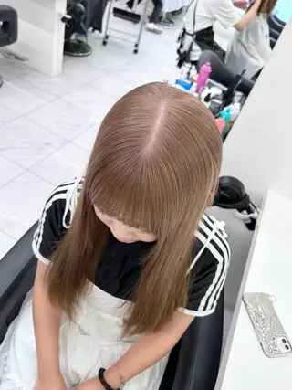 カラー 透明感ベージュ🤎 ナチュラルレイヤーのヘアスタイル