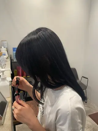 ロング レイヤーカット 🌱 ブリーチ  はるかのヘアスタイル