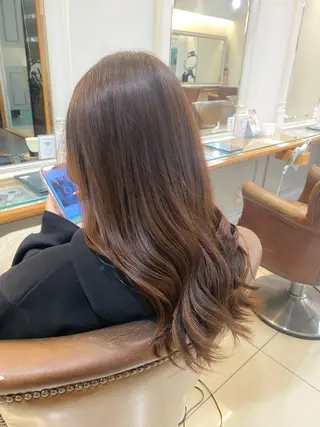 セミロング カラー 金谷 美幸のヘアスタイル