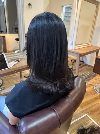 ミディアム 染矢 優希のヘアスタイル