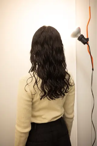 パーマ 透明感艶カラー/ リュウジンキョウカのヘアスタイル