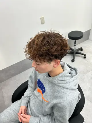 メンズ 善財 康葵のヘアスタイル