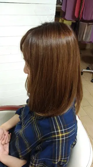 セミロング カラー 田中 牧子のヘアスタイル