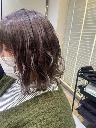 ミディアム カラー ハラダ ヒナミのヘアスタイル