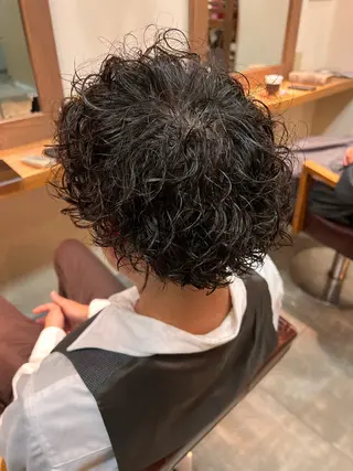 パーマ メンズ 透明感・艶感 小坂隼斗のヘアスタイル