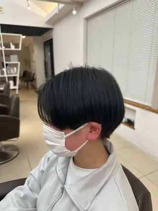 カラー 沼田 百可のヘアスタイル