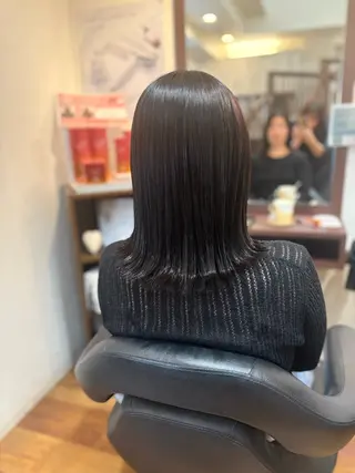 セミロング MOLLA ✂️辻桃加のヘアスタイル