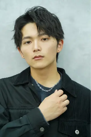 ショート カラー パーマ メンズ 垢抜け・メンズパーマ 津山祐紀のヘアスタイル