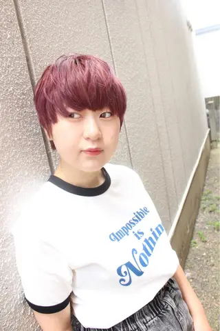 ショート カラー Era Hatsuneのヘアスタイル