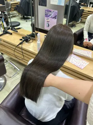 ミディアム 暖色ｶﾗｰ/ﾚｲﾔｰ ｶｯﾄ/Yunaのヘアスタイル